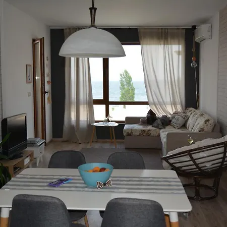 Apartman East From Paradise *